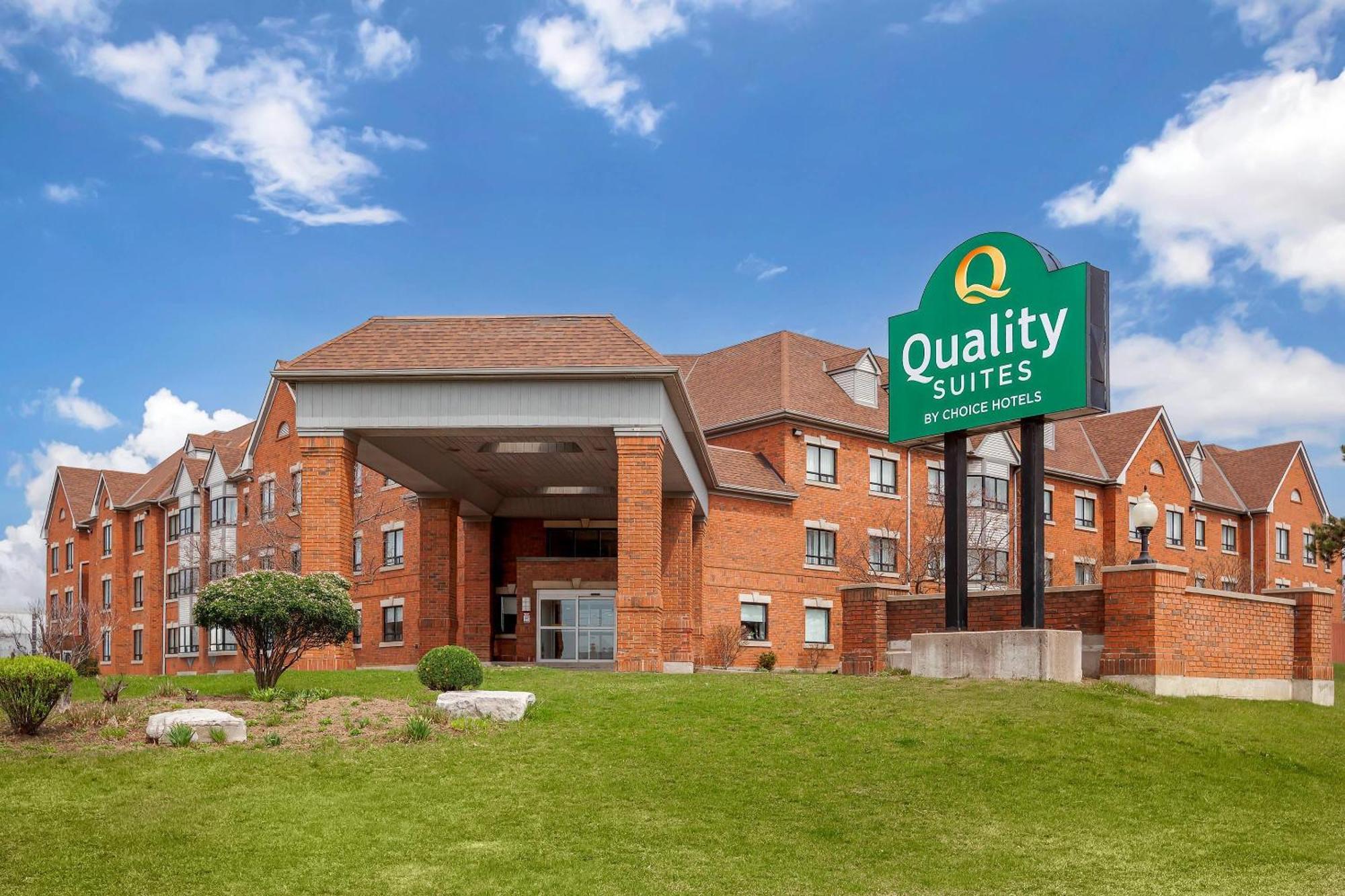 Quality Suites Уитби Экстерьер фото