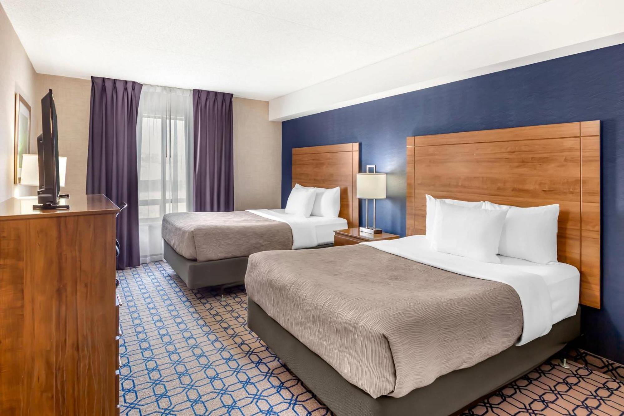 Quality Suites Уитби Экстерьер фото